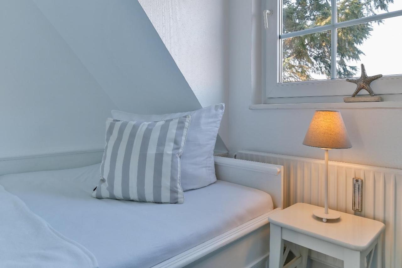 Nelle 1 Stock Apartment Wenningstedt-Braderup Ngoại thất bức ảnh
